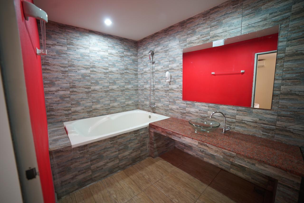 Tonrak Resort Ban Ongkharak Ngoại thất bức ảnh