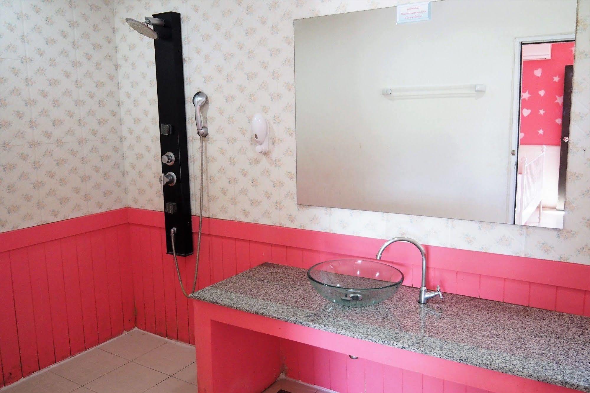 Tonrak Resort Ban Ongkharak Ngoại thất bức ảnh