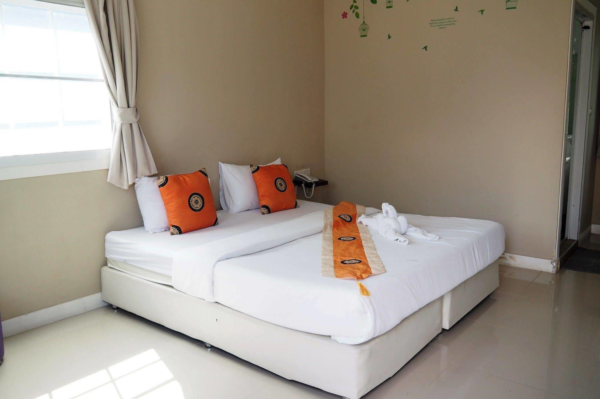 Tonrak Resort Ban Ongkharak Ngoại thất bức ảnh